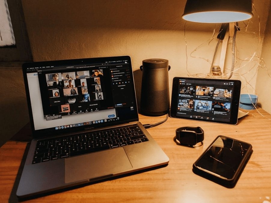 Create a beautiful remote meetup background with these easy tips | Upscale and Posh