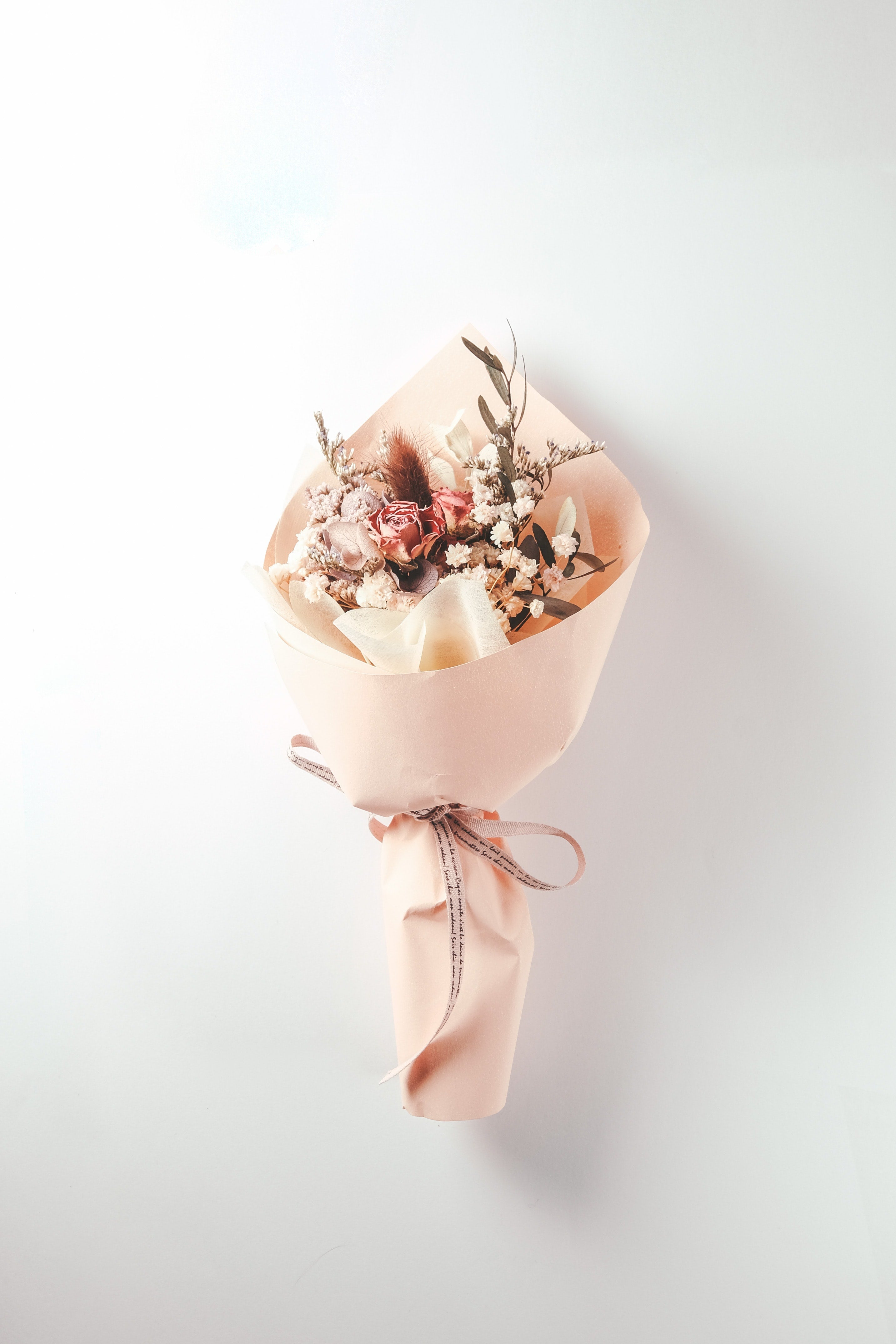 Flowers 101: Finding the Ideal Bouquet for the Perfect Date