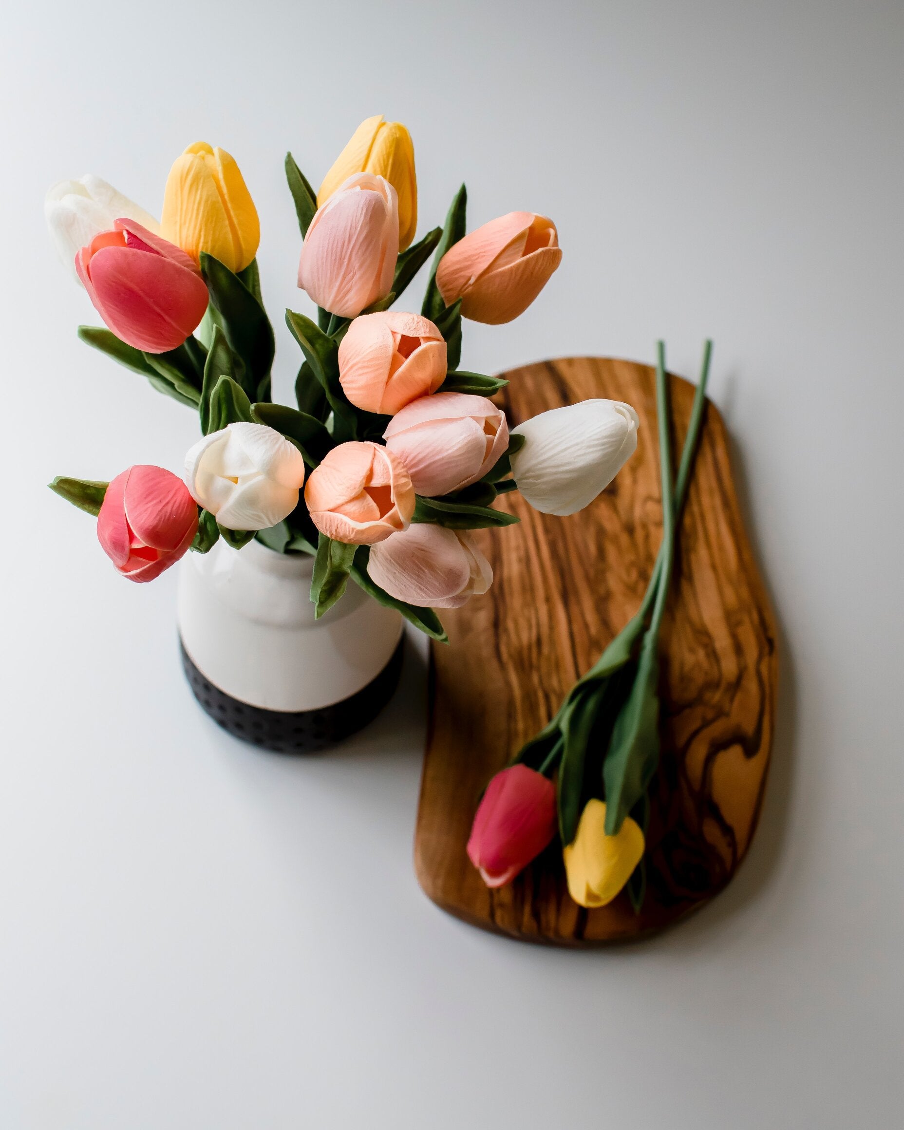 Great Tips on Caring for Cut Flowers and Keeping Them Alive
