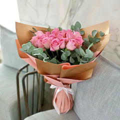 BLUSH - Pink Roses and Eucalyptus | Flower bouquet | Free flower